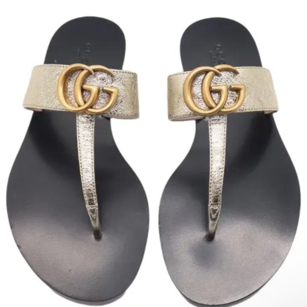 Gucci Gold Leather GG Thong Sandals with Black Footbed